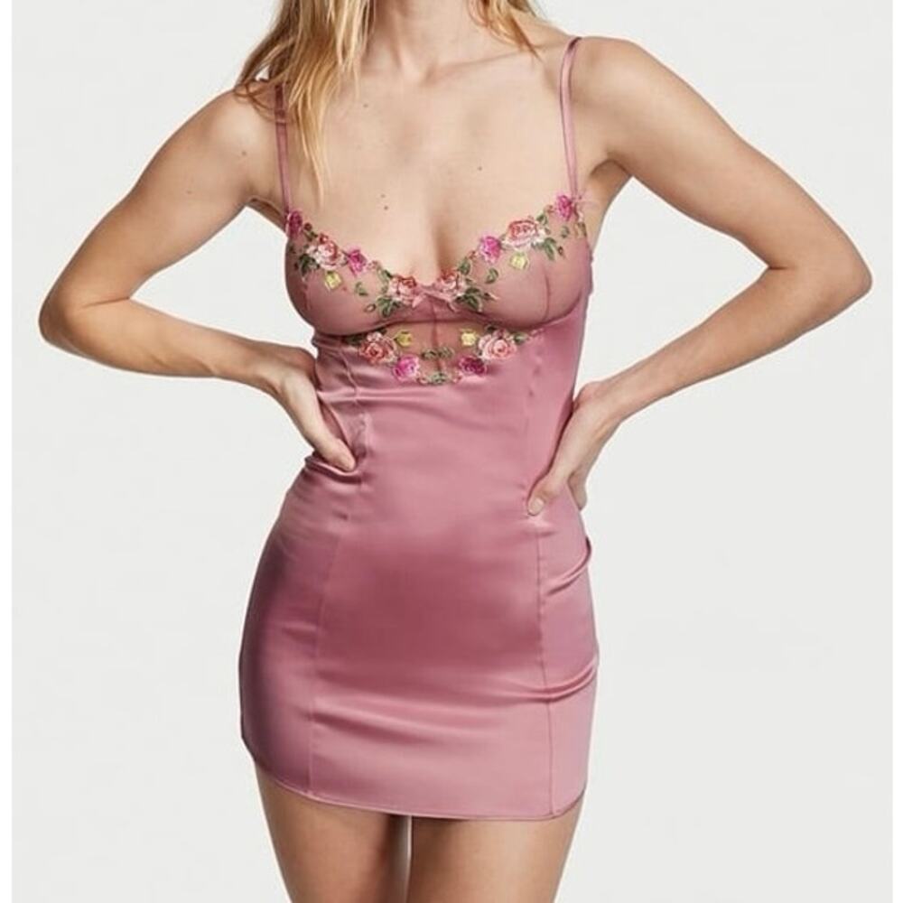 Victoria’s Secret Rose Garden Floral Embroidered Satin Slip Dress Women’s Small